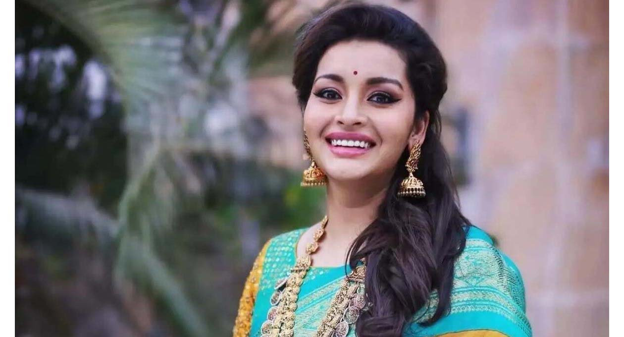 renu desai