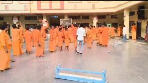 హనుమాన్ మాలధారులకు స్కూల్లో నో ఎంట్రీ..మెట్‌పల్లిలో ఉద్రిక్తత..!?