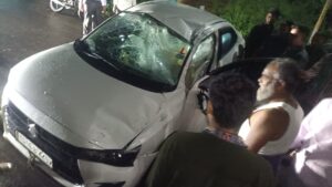 డ్రైనేజీని ఢీ కొని కారు బోల్తా…