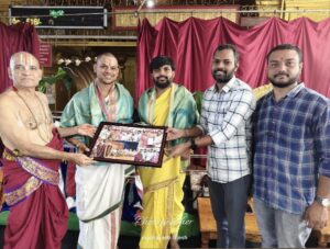 కృష్ణమాచార్యులు,ఆదిత్యాచార్యులకు శ్రీ రంగాచార్యుల ఆధ్వర్యంలో ఘనంగా సన్మానం 